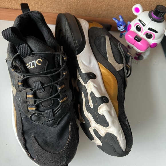 Nike Air Max 270 React 'Metallic Gold' - Picture 9 of 10